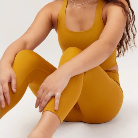 girlfriend collective Pants - Girlfriend Collective SET Compressive High-Rise Legging & Topanga Halter Bra
